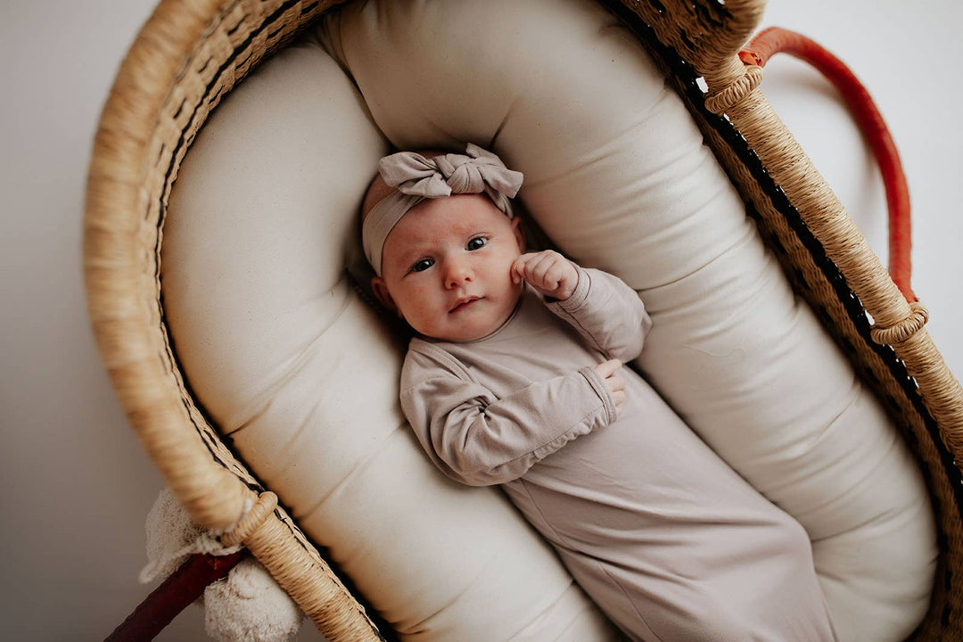 Bamboo Harbor Mist Taupe Knotted Gown: Gown & Hat