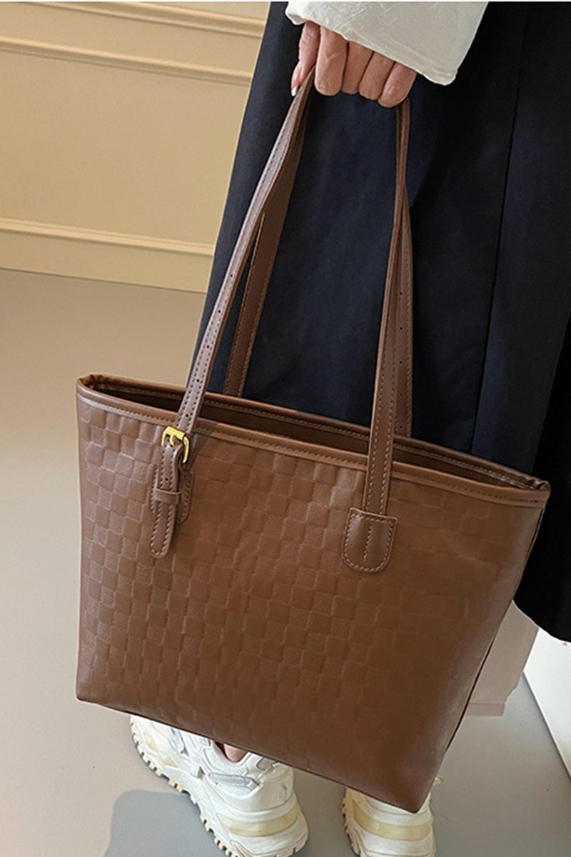 PowerMove Check Quilted Tote — Workday to Weekend in One Sleek Carryall 👜✨