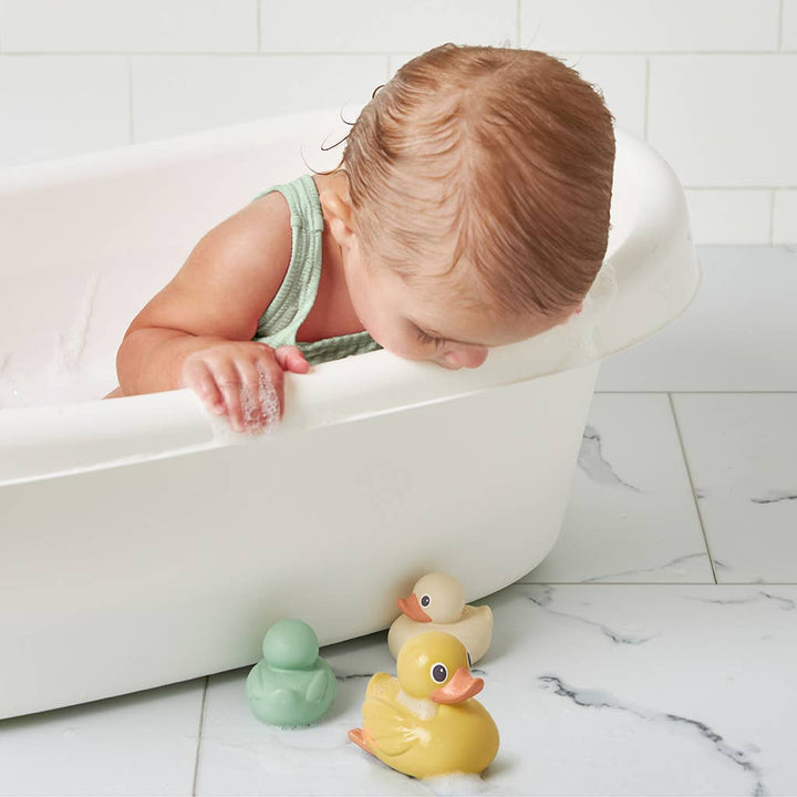 Itzy Ritzy - Itzy Ducky Family™ - Bath + Water Table Toys