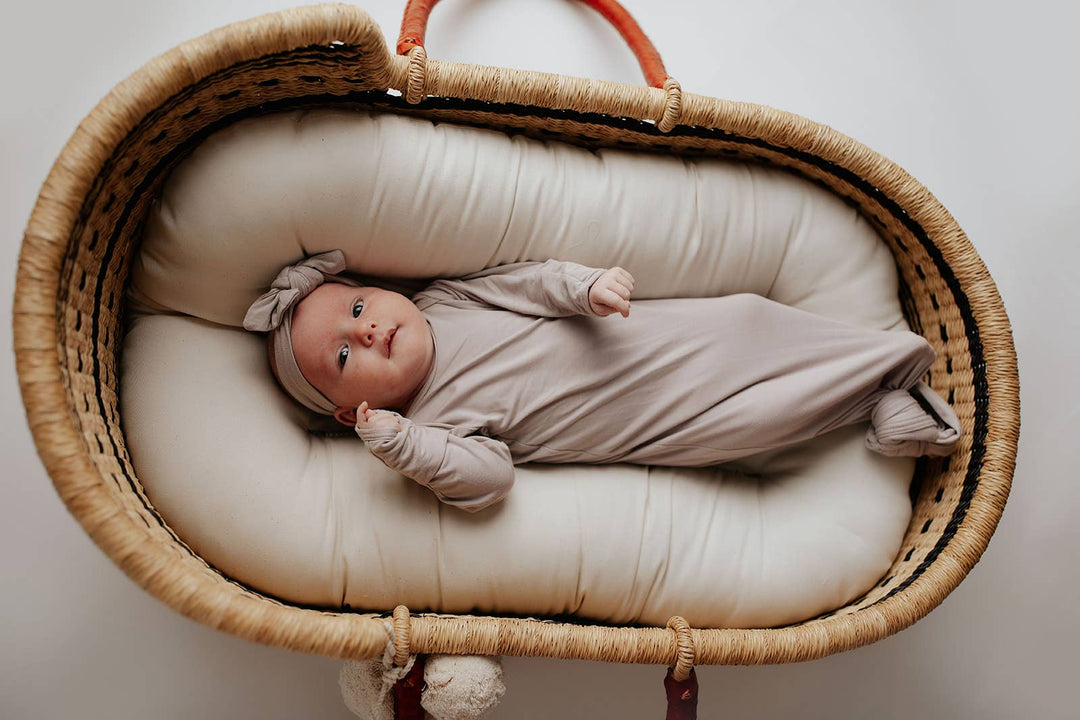 Bamboo Harbor Mist Taupe Knotted Gown: Gown & Hat