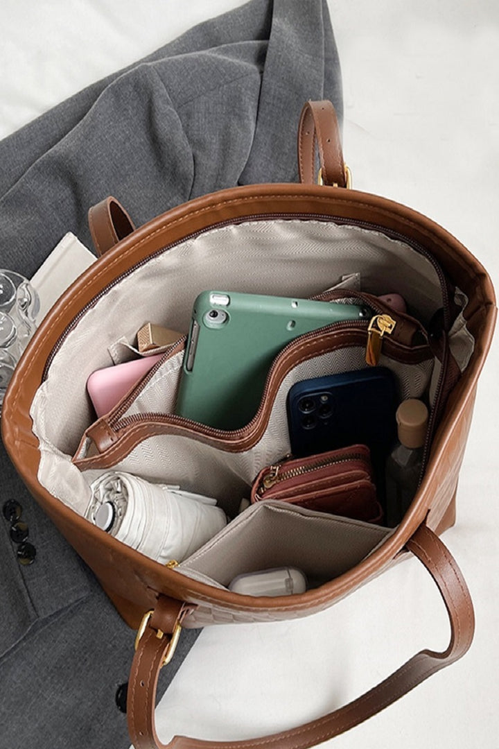 PowerMove Check Quilted Tote — Workday to Weekend in One Sleek Carryall 👜✨