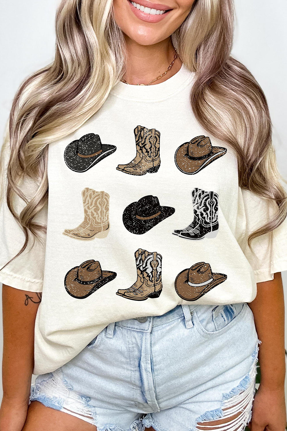 Hats & Boots Graphic Tee – White Western Vibes 🤠⭐