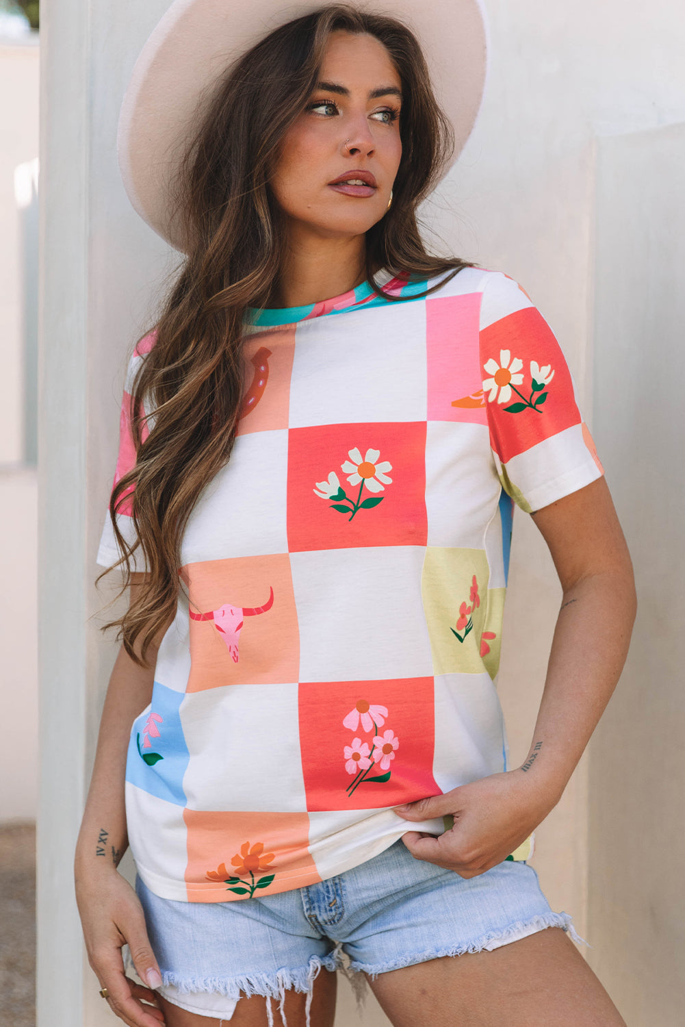 Blossom Checkerboard Western Tee 🌼🤠
