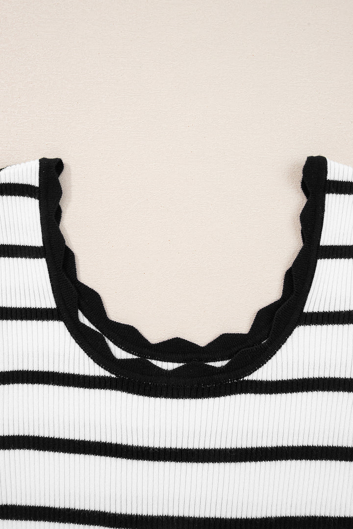 Scallop Sweetheart Ribbed Stripe Top – Black & White