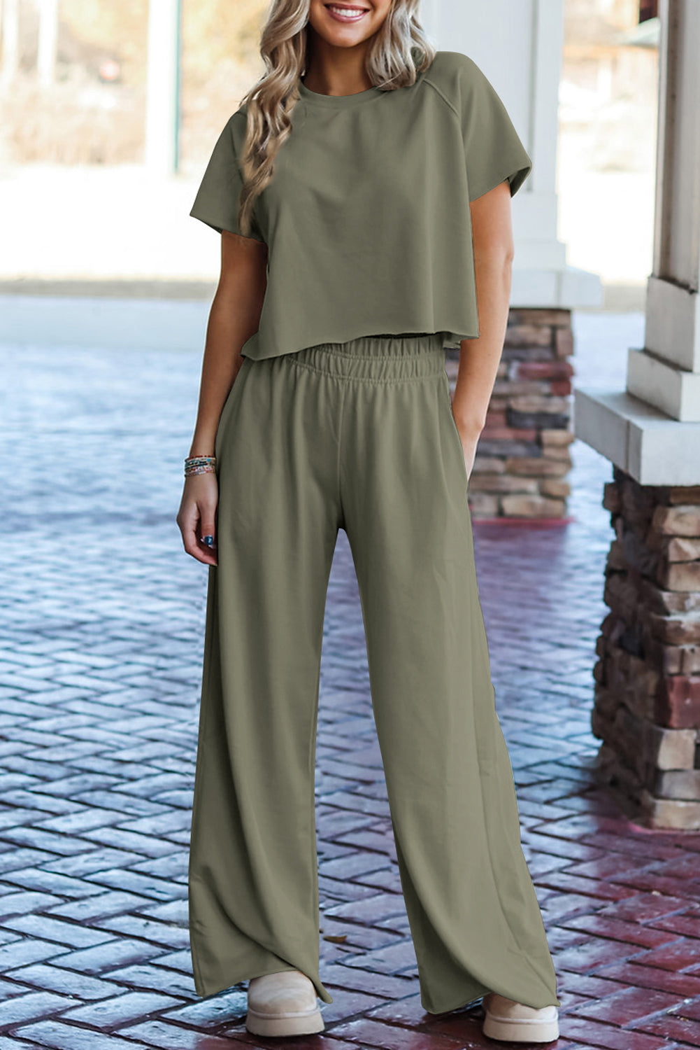 Olive Luxe Lounge Set – Effortless Style 2-Piece