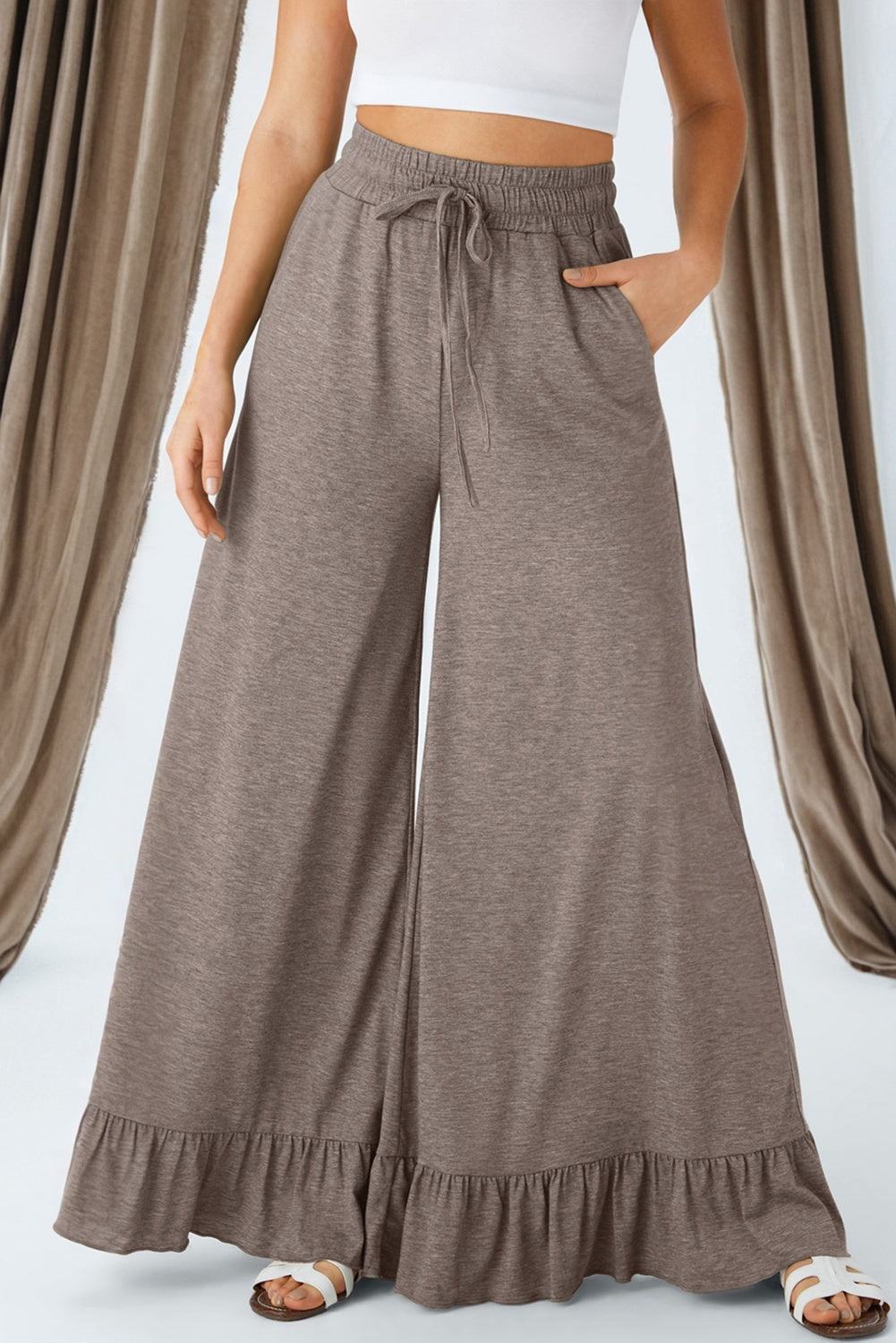🤎 Luke & Estelle “Ruffle Retreat Wide-Leg Pants” – Mocha Dream 🤎