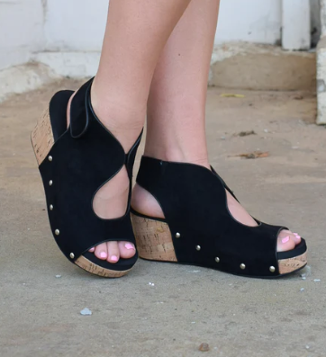 Corkys Frisky – Black Faux Suede