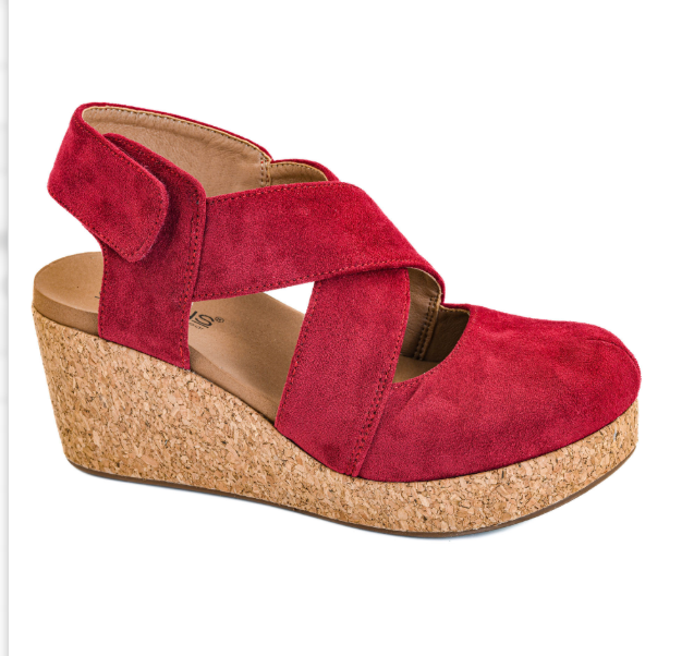 Corkys Case Closed – Dark Red Faux Suede
