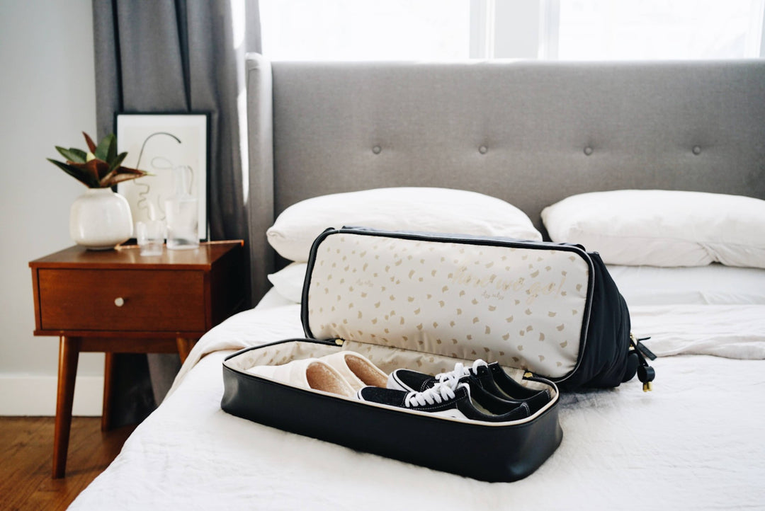 Itzy Ritzy - Dream Weekender™ Midnight Black Diaper Bag