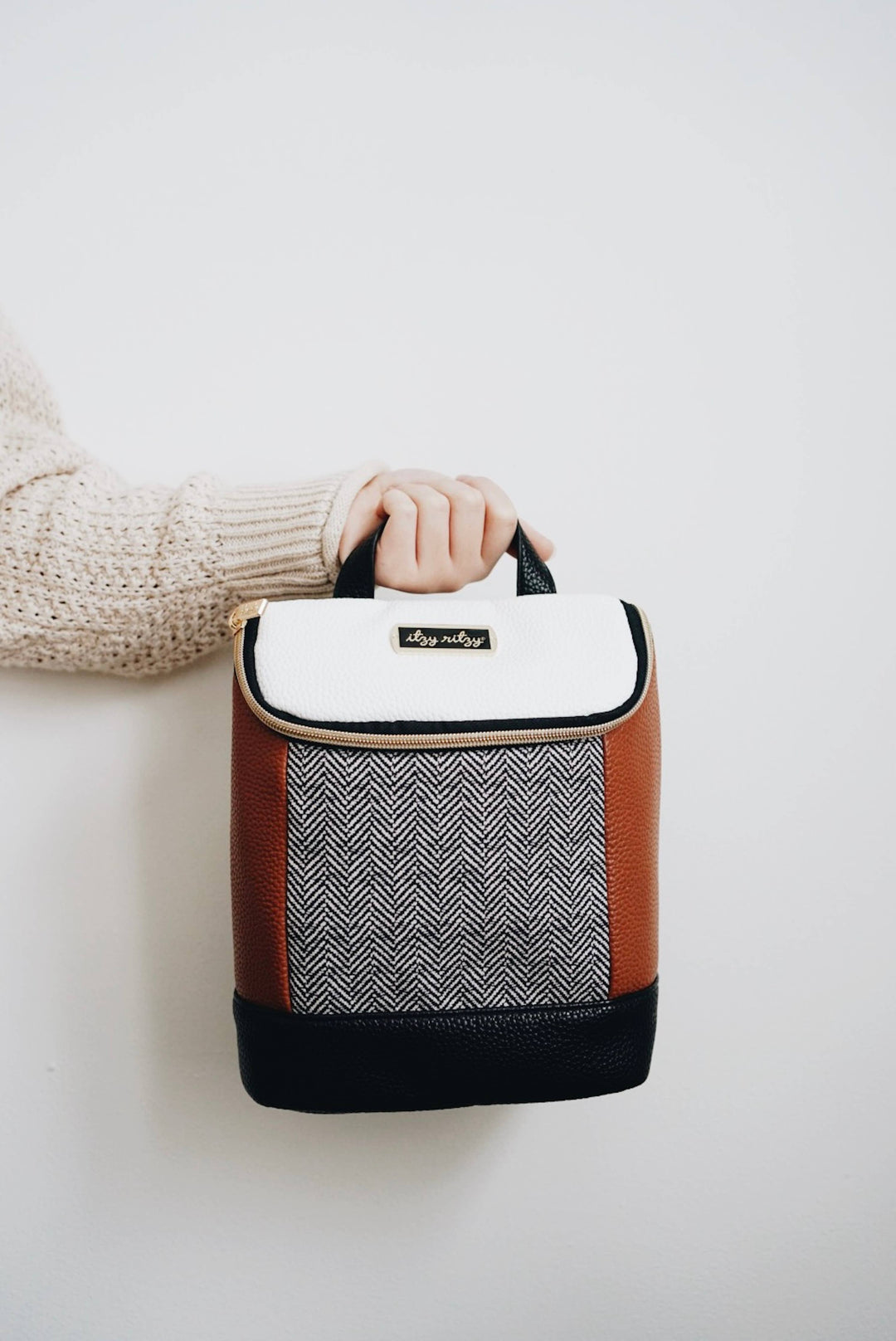 Itzy Ritzy - Coffee & Cream Chill Like A Boss™ Bottle Bag