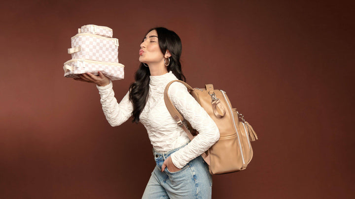 Itzy Ritzy - Taupe Checkerboard Pack Like a Boss™ Packing Cubes